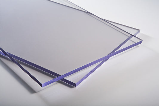 Polykarbonatskiva klar 3050 x 2050 - 8 mm (Med UV-Skydd)